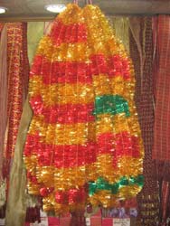 Decorative garland